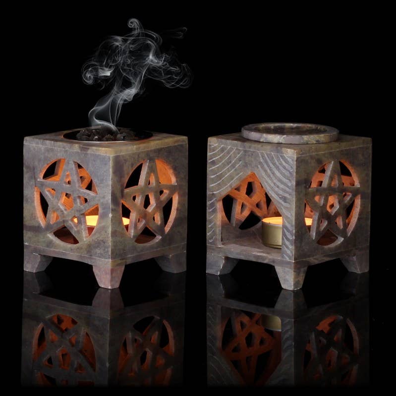 Bruciatore di Essenze in Pietra Ollare Square – Luce, Profumo & Atmosfera