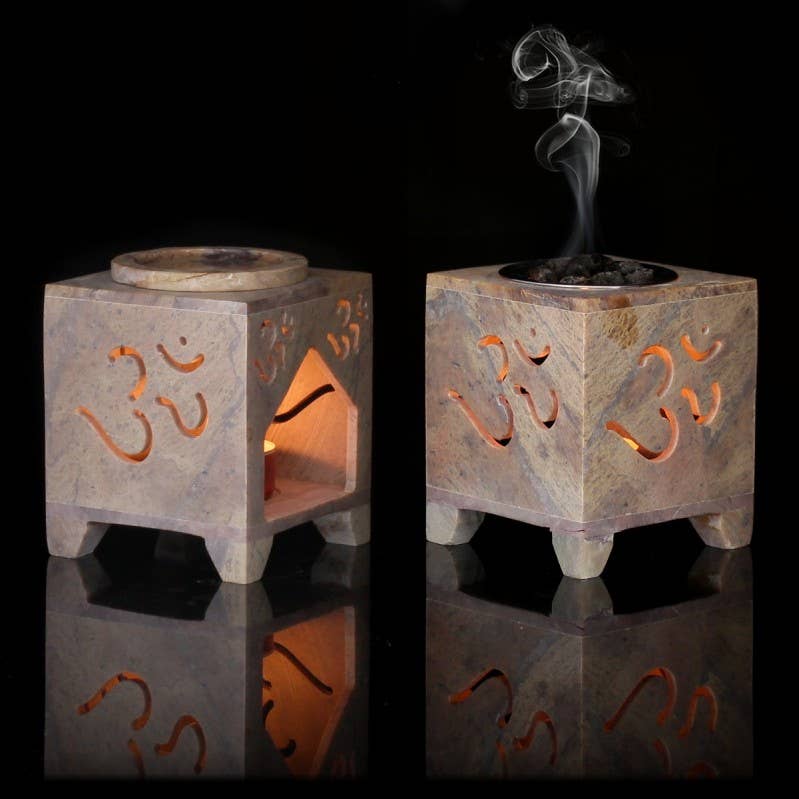 Bruciatore di Essenze in Pietra Ollare Square – Luce, Profumo & Atmosfera